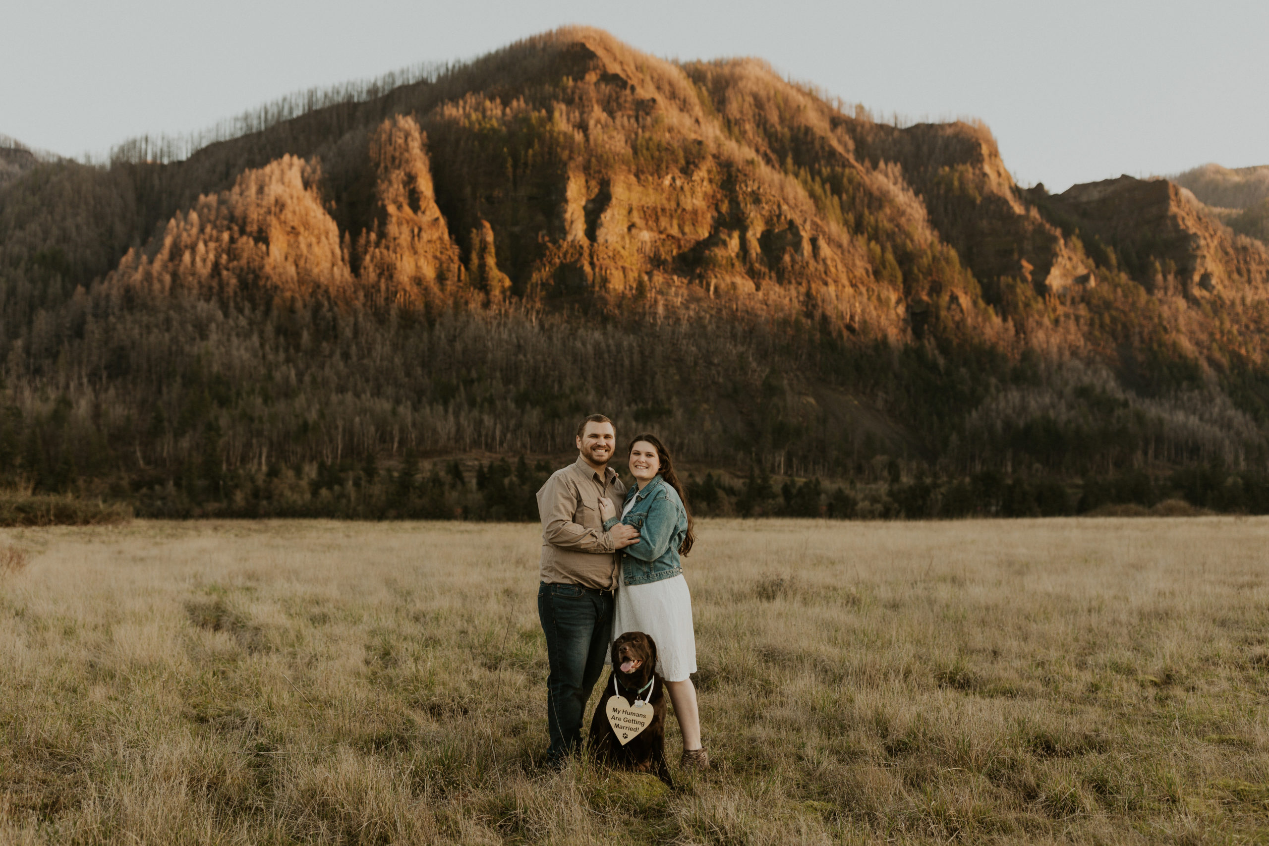 Spring Engagement Photos at the Columbia River Gorge